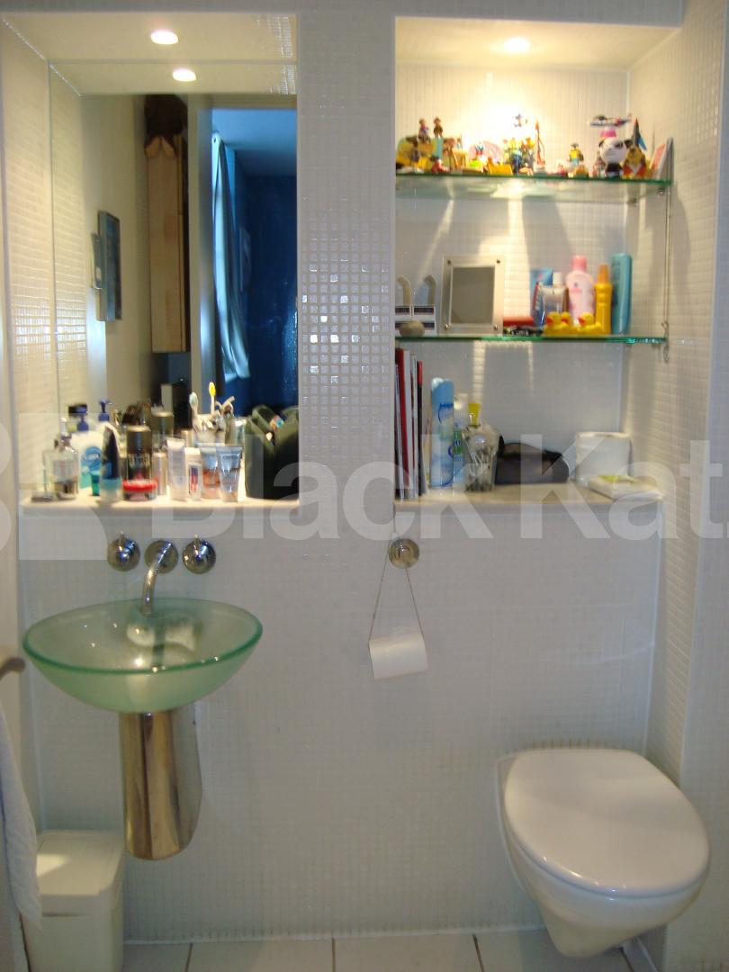 			NEW INSTRUCTION, 2 Bedroom, 1 bath, 1 reception Apartment			 South City Court, Peckham / Camberwell